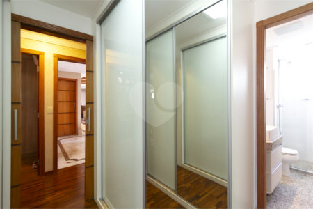 Apartamento para venda no Alto da Moóca, com 178 m², 3 suítes, 3 vagas.
