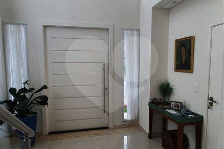 CASA A VENDA NO URBANOVA COM 390M², 5 DORMITORIOS, 6 BANHEIROS, PISCINA, 3 VAGAS, Sjc