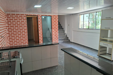 Casa na Rua Maria Angélica Franci