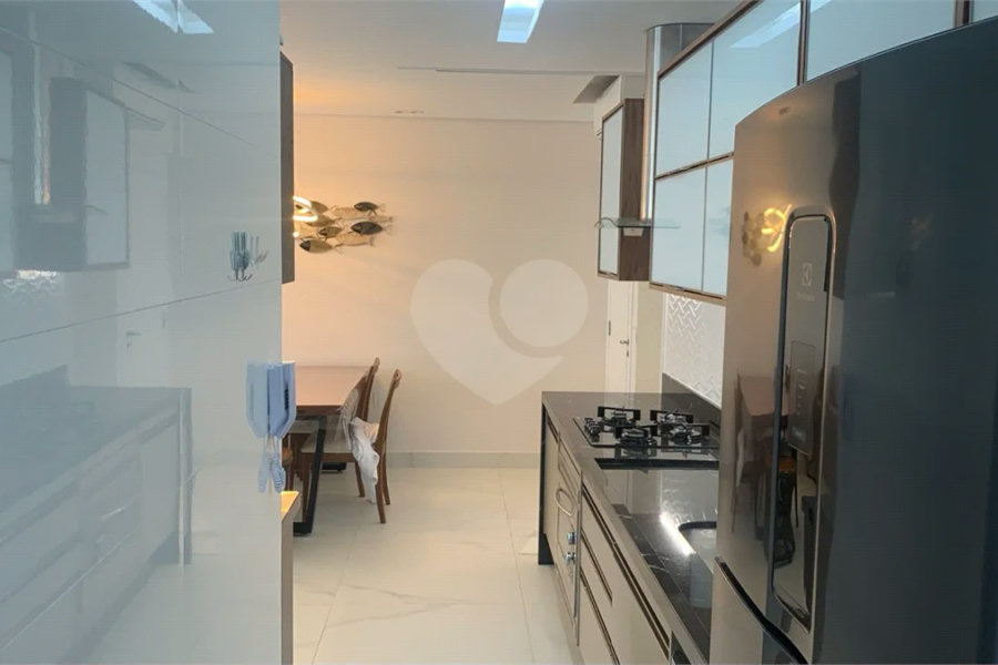 Apartamento à venda com 3 quartos, sendo 1 suíte,  em Riviera de São Lourenço, Bertioga, SP