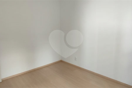 Apartamento com 2 dormitórios