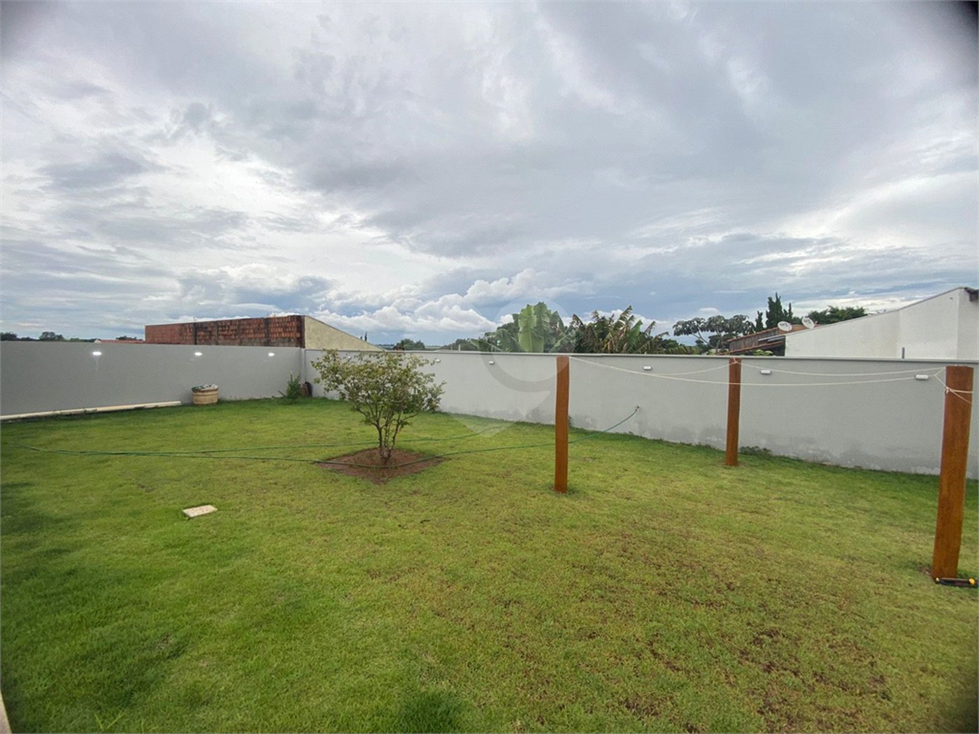 Chácara a venda no condomínio Quinta dos Buritis