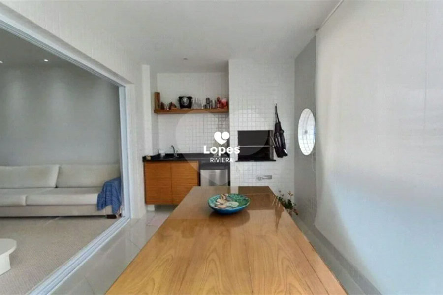 Apartamento à venda com 4 quartos, sendo 2 suítes, em Riviera de São Lourenço, Bertioga, SP