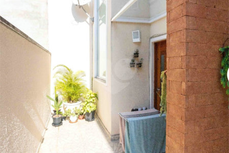 Sobrado á venda - Cidade Ademar