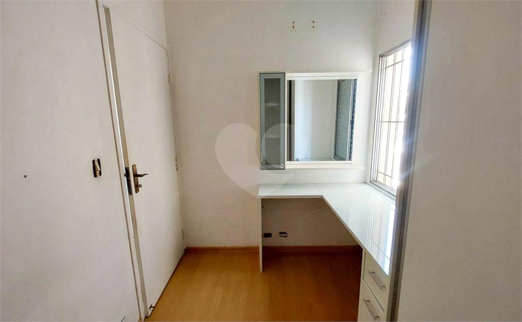 Apartamento de 03 dormitórios. Agende uma visita.