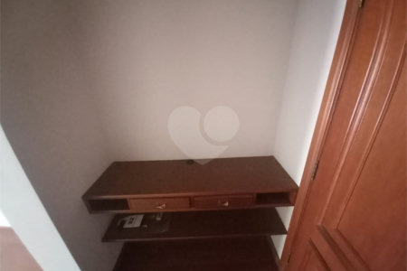 Apartamento para venda ou locação no Ed. Alexandre Previero