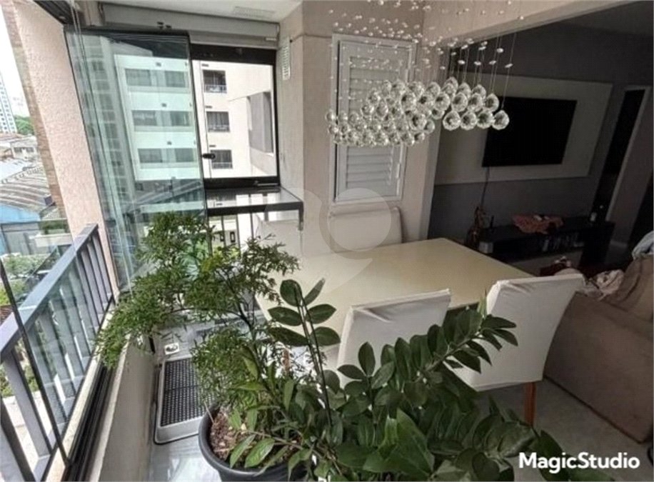 Apartamento com 57m², 2 dormitórios, sendo 1 suíte, 1 vaga, à venda no Brás.
