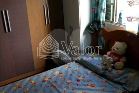 Casa em excelente localização na Vila Prado á venda.