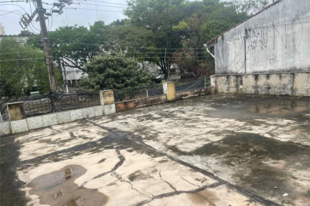 Terreno à venda com 2 quartos em Vila Gomes, São Paulo, SP