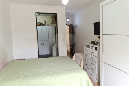 Casa à venda na Vila Esperança com 230m² 3 dormitórios 1 suíte 3 banheiros 3 vagas