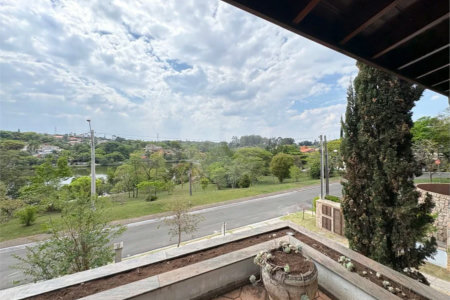 Casa a Venda no Condomínio Vista Alegre - Sede em Vinhedo/SP