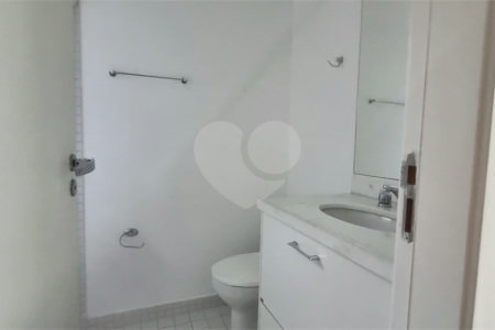 Lindo sobrado com 3 dormitórios (1 suíte com closet) e a.c. em todos os ambientes. à venda, 150 m², por R$ 960.000,00 no condomínio Casa Bella, em Indaiatuba/SP.
