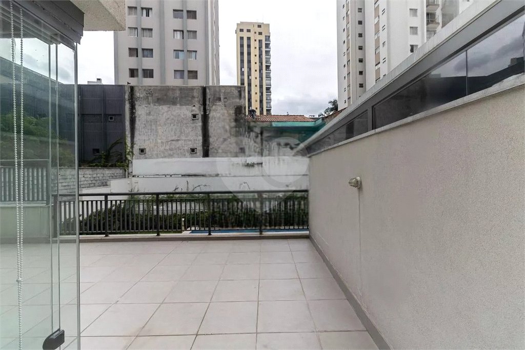 Apartamento Garden à venda ? 500 m do Metrô Conceição | Reformado e com quintal privativo