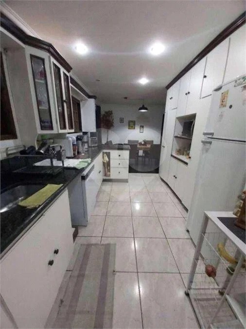 Casa à venda no Condomínio Vista Alegre Sede em Vinhedo/SP