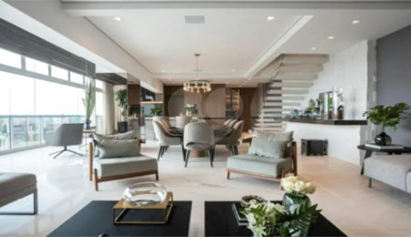 Deslumbrante apartamento duplex pronto para mudar no Itaim Bibi com 242M2, 2 suítes, 3 vagas