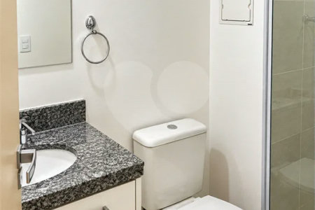 Apartamento de 130 m² no Jardim do Mar, com 3 suítes, 4 banheiros, varanda gourmet, 2 vagas e condomínio completo com piscina aquecida e lazer.