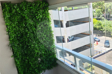 Apartamento com 54m², 3 dormitórios, 1 vaga, à venda em Santo Amaro.