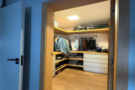 Apartamento Recém reformado e mobiliado a venda em Vila Mariana