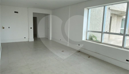 Apartamento à venda com 3 suítes em Jardim Virgínia, Guarujá, SP