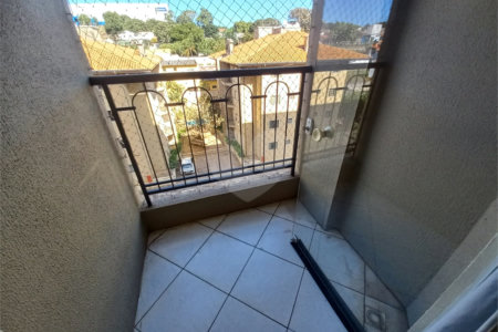 Apartamento no Condomínio Michelangelo .