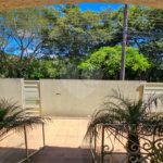 Casa térrea em Atibaia com 3 dormitórios (2 suítes), piscina, espaço gourmet, condomínio fechado