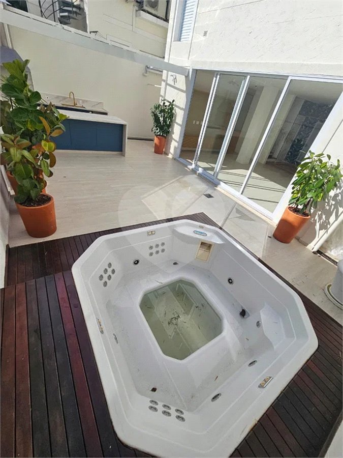 Casa à venda em condomínio no Morumbi – 350m² de exclusividade e sofisticação