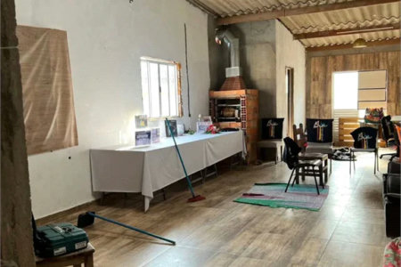 Oportunidade no Jardim Suína - Casa Espaçosa e Bem Localizada 3 quartos co vaga