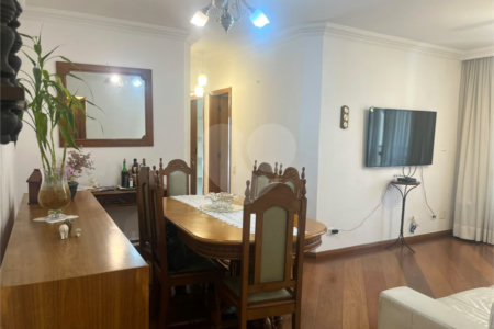 Apartamento à Venda na Vila Gumercindo – 93 m² | 3 Dormitórios | 1 Suíte | 2 Vagas