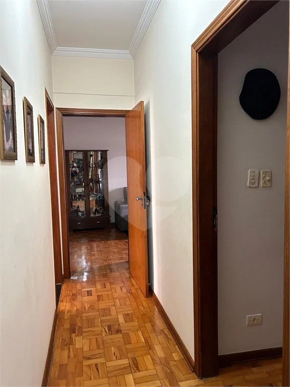 Apartamento amplo com 02 dormitórios, 01 suíte