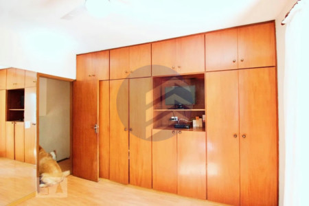 Casa para alugar com 3 quartos, sendo 1 suíte, em Jardim Monte Kemel, São Paulo - SP