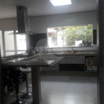 Sobrado à Venda no Condomínio Picollo Villagio com mobilha