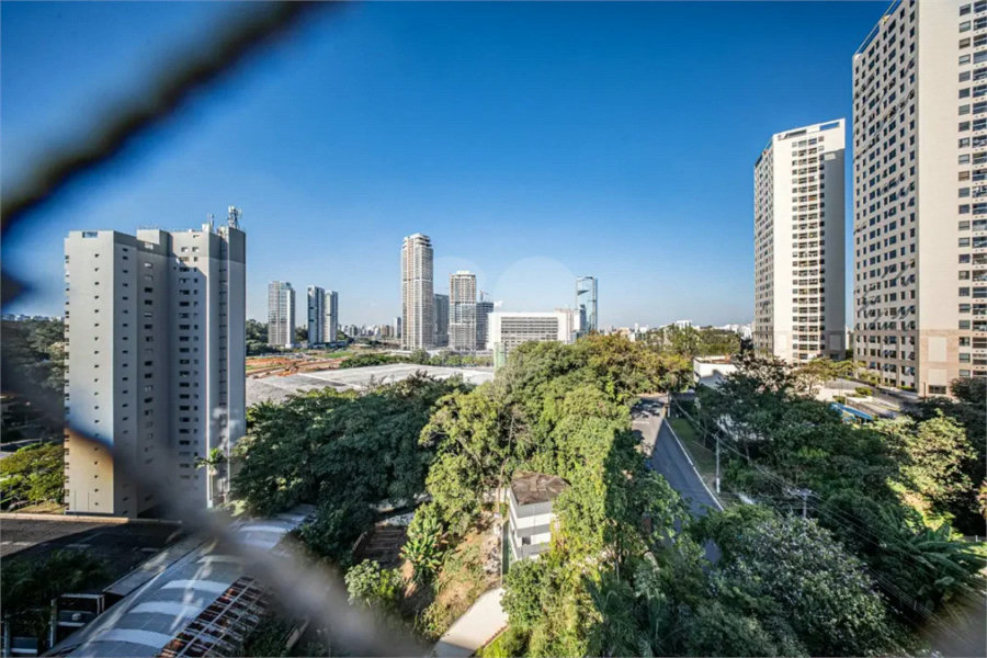 Apartamento à venda com 3 suítes em Jardim Fonte do Morumbi, São Paulo, SP