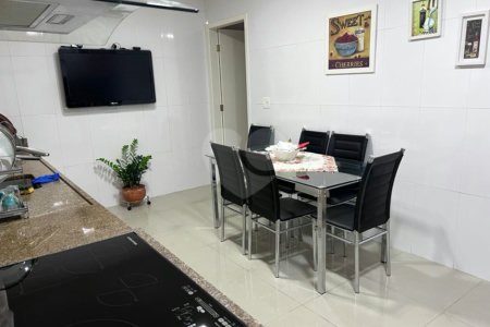 Casa á venda - Saúde