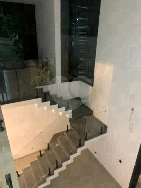 MAGNÍFICA CASA de 250 m² para VENDA NO CONDOMÍNIO VALE DAS AGUAS EM BRAGANÇA PAULISTA
