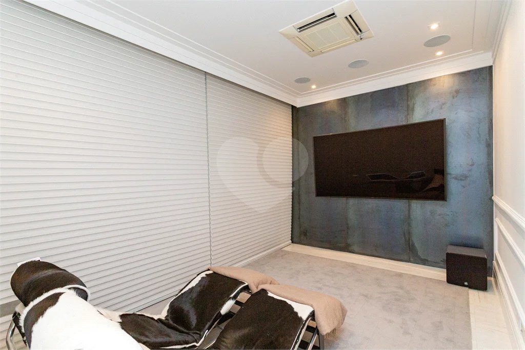 Apartamento à venda com 4 suítes em Vila Nova Conceição, São Paulo, SP