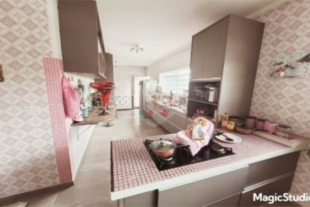 Casa para venda ou locação em São Caetano do Sul, no bairro Olímpico, com 307 m², 8 quartos (3 suítes) e 10 vagas de garagem