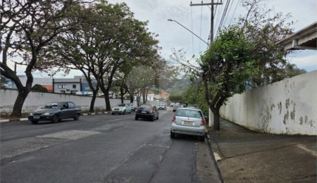 Terreno à venda no Centro, Atibaia, SP