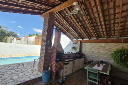 Casa à venda – Chácaras Maringá