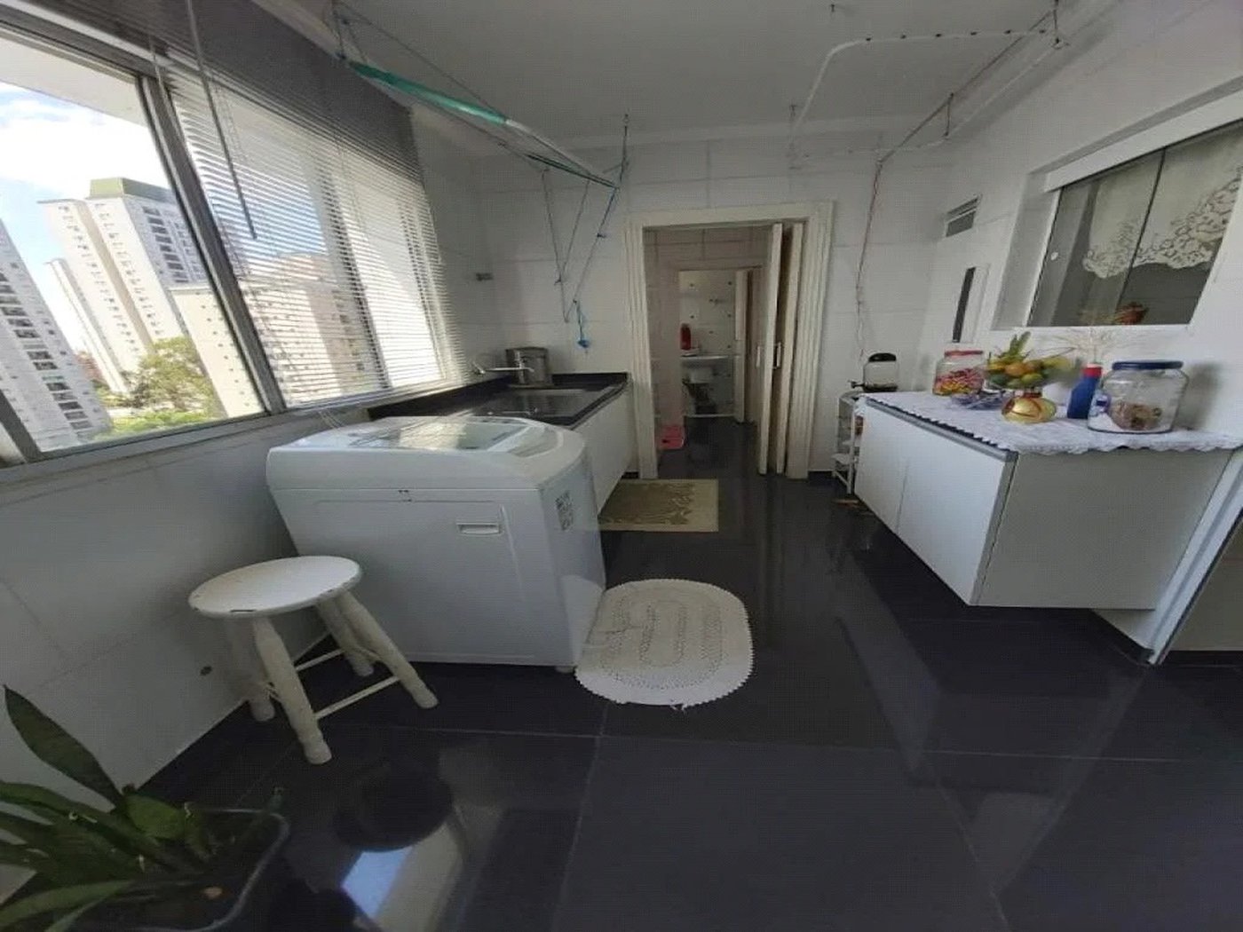 Apartamento à venda com 3 quartos, sendo 1 suíte, em Vila Andrade, São Paulo - SP
