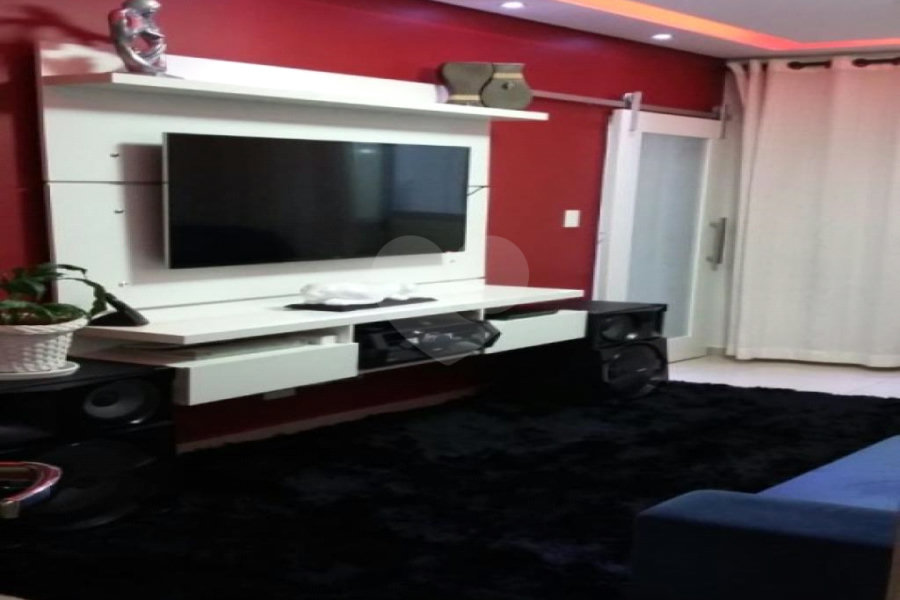 Excelente Apartamento de 02 dormitórios. Venha fazer uma Visita.
