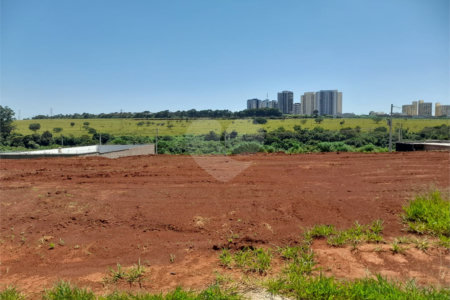 Terreno à Venda no Bairro Salto do Monjolinho/São Carlos/SP