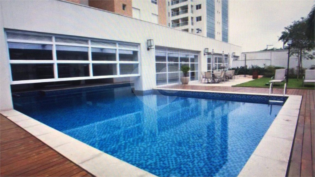 Condomínio clube, Apartamento na Mooca com 204 m² Com 3 suítes e 4 Vagas.