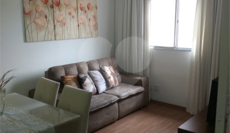 Sobrado à venda com 2 quartos em Vila Bertioga, São Paulo, SP