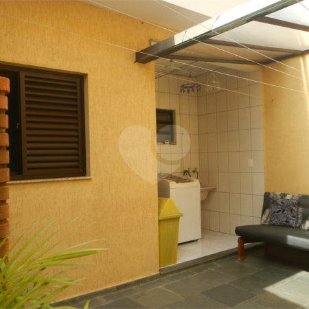 Sobrado à venda na Saúde c/175m2 - 3 Quartos/1 Suíte/ 2 Vagas na garagem