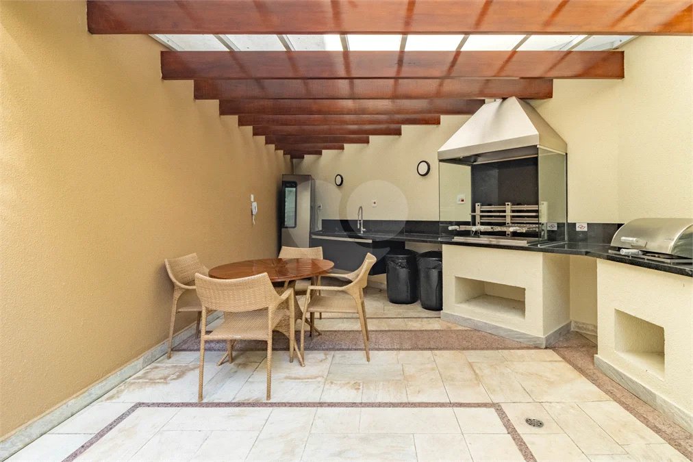 APARTAMENTO PARA LOCAÇÃO COM 151M2 - 3 QUARTOS ( 2 SUÍTES ) - 3 VAGAS NO JARDIM AMÉRICA.