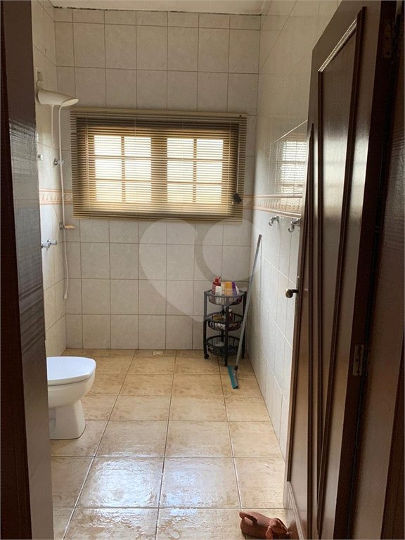 Casa ampla à venda no Vale das Flores em Atibaia