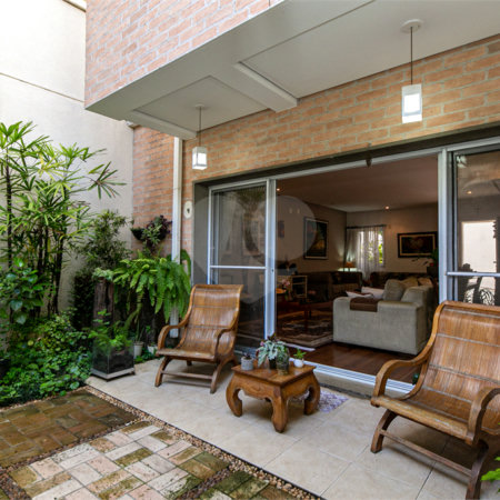 Casa à venda com 5 quartos, sendo 4 suítes, no condomínio Villa de Monterey, São Paulo - SP