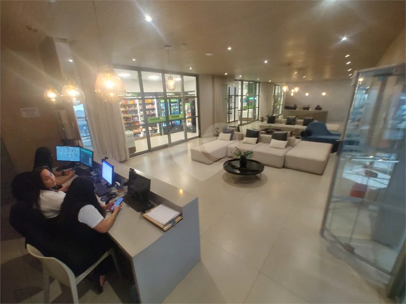 Studio Mobiliado na República – 22m² com Varanda