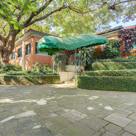 Casa à venda com 6 quartos, sendo 4 suítes, em Guarapiranga, São Paulo, SP