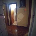 Casa + salão comercial na Vila Vista Alegre